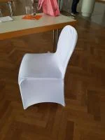 Stuhlhusse f_ Hochzeitsfeier 5