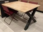 Pied de Table 4