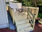 Great solution to dividing a public deck 5