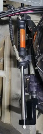 Hydraulic steering  4