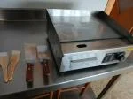 Crepera y plancha electrica. 5
