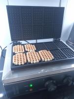 Good waffle maker  5
