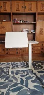 VEVOR Mesa Auxiliar Movil de Cama 5