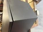 Top doesn’t close all the way.  2