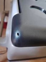 Envoi rapide mais il y a un petit trou dans le couvercle 2