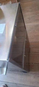 Acabamento grosseiro e montagem desleixada 3