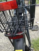 NO SCREWS AND NUTS TO ATTACH BASKET 2