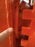 Horrible construction from cheap materials 1