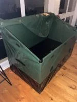 No actual lid structure. Pics misleading 2