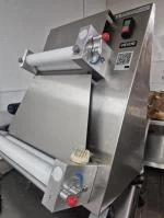 Es de plastico los piñones deberían hacerlos de aluminio  1