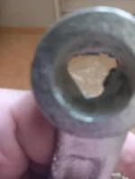 Оглеждайте продуктите за фабрични дефекти или недовършени елементи. 1