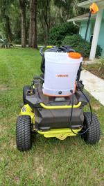 Great pressure runs a long time on a battery charge 5