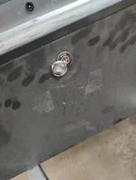 Es dura y soporta el peso de una persona subida en la caja 4
