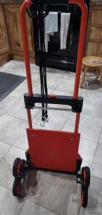 VEVOR 260 lb stair climbing cart 3